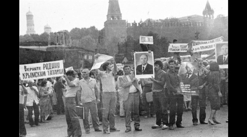 1987 SSCB Kızıl Meydan Kırım Tatarlarının gösterisi