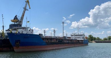 Ukrayna, Kerç Boğazı'nda Rusya'ya ait bir tankere el koydu