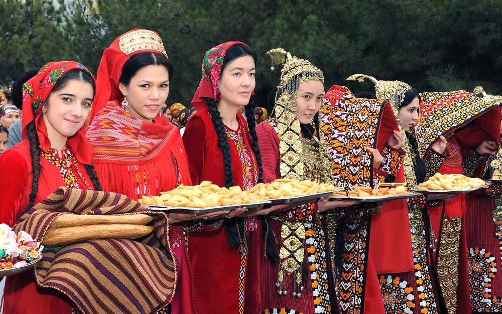 türkmenistan da düğün hazırlıkları