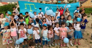 Kırım Tatar Bayrağı Günü