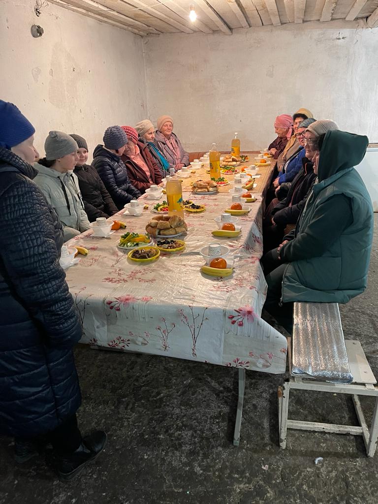 Dünya Kırım Tatar Derneği 15 Mart 2024 günü yani bu akşam Rusya Ukrayna savaşında Kırım Tatarlarının yoğun nüfusunun bulunduğu savaşta arada kalan Novoalekseyevkaya da İftar verdi.