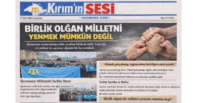 Tarihiy menbalar köstergeni kibi, Qırımtatarlar sürgün yıllarında tilini, dinini ve örf-adetlerini saqlap qalmaq içün cemaat içi dayanışmanı eñ mühim vastalardan biri olaraq qullanğanlar. Bu tarihiy tecribe şu neticeni ortaya qoya: